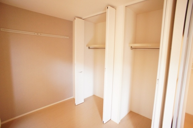 ベルフルールの収納|★洋室クローゼット