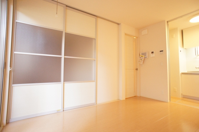 ベルフルールの居間・リビング|★可動間仕切りでスペース確保