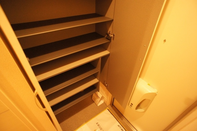 ベルフルールの収納|★収納豊富なシューズボックス