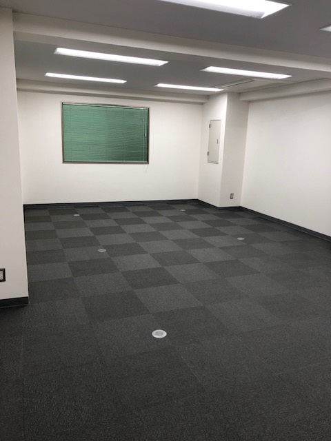 第一ＫＳビルの内装