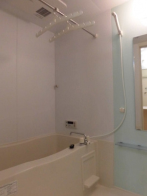 【浴室】 | クイントパラッツオ | 落ち着いた空間のお風呂です