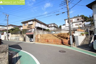 【前面道路含む現地写真】