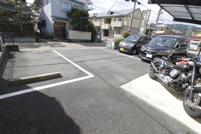 【駐車場】 | プレミール當麻