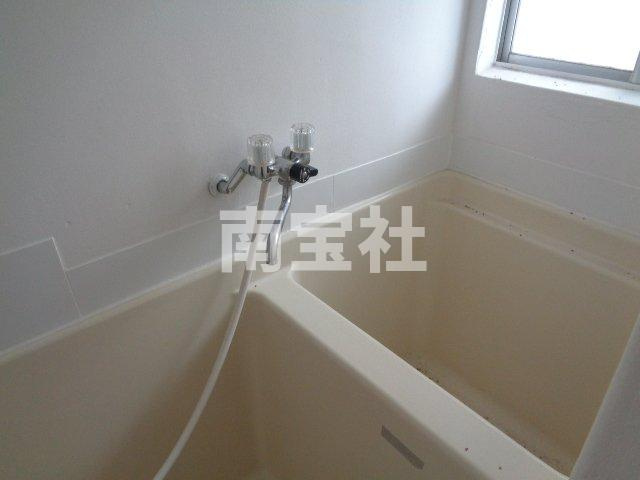 【浴室】 | 日々の疲れを癒すお風呂付です