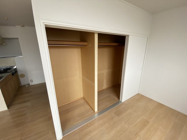 錦プラザの収納