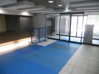 エステムプラザ京都聚楽第・雅邸のエントランス