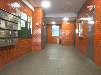 【エントランス】