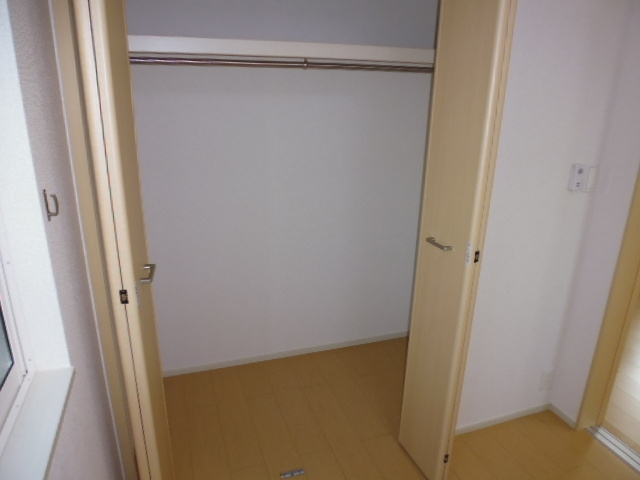 エリーゼＢの収納|クローゼット