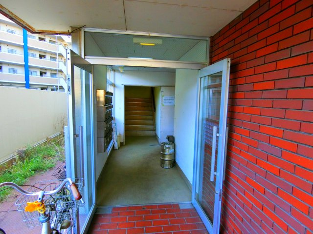 コーポ祐村のエントランス