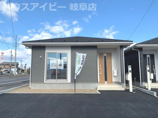 【外観】 | 羽島市舟橋町　新築戸建全3棟　平屋の新築戸建　前面道路広くお車停めやすいです