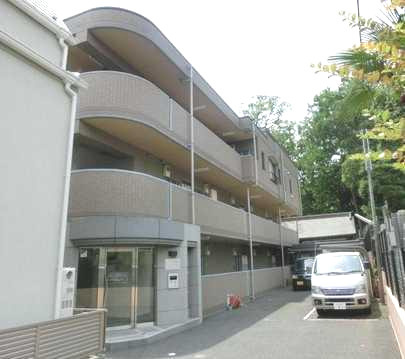 ラ・ハイア三宿　独立洗面台　バストイレ別　2人入居相談可の外観|ラ・ハイア三宿