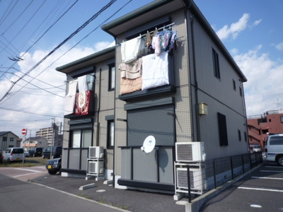 【外観】 | スターメゾン | 日当たりは良い感じで、洗濯物がすぐに乾きそうです。
