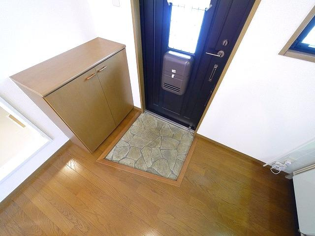 メイプルハイツの玄関|毎日通る玄関はこちらです