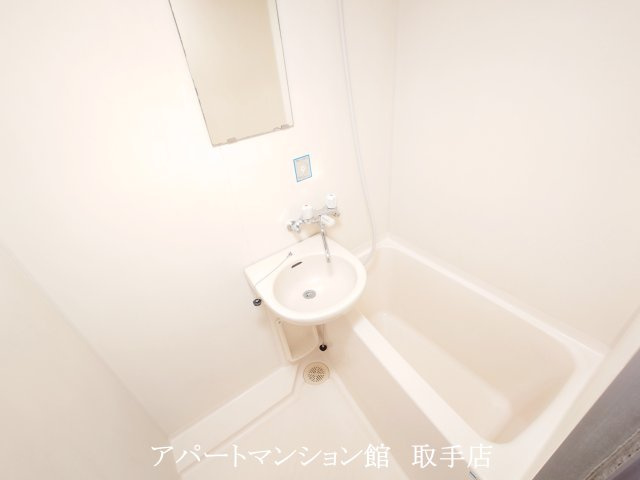 TNサニーハイツの浴室