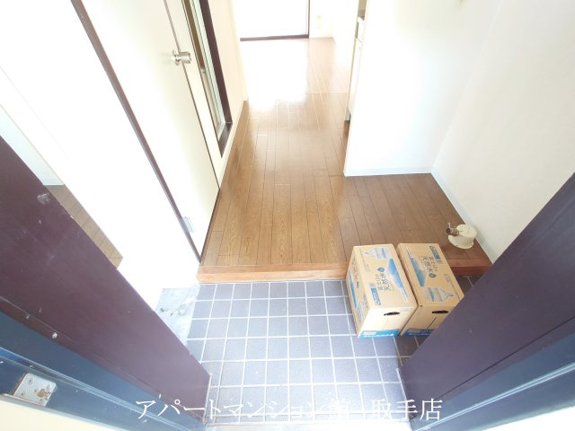 TNサニーハイツの玄関