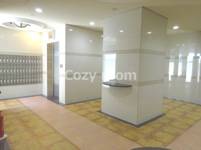 【ロビー】 | ラグゼ広芝 | ゆとりのあるロビーです