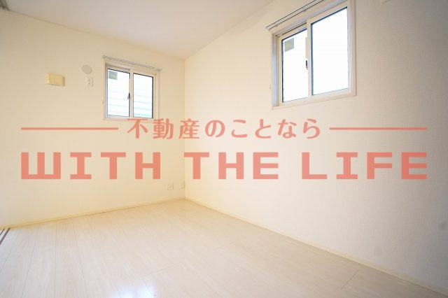 ルーチェ・チアラの洋室|落ち着いた色調の洋室です