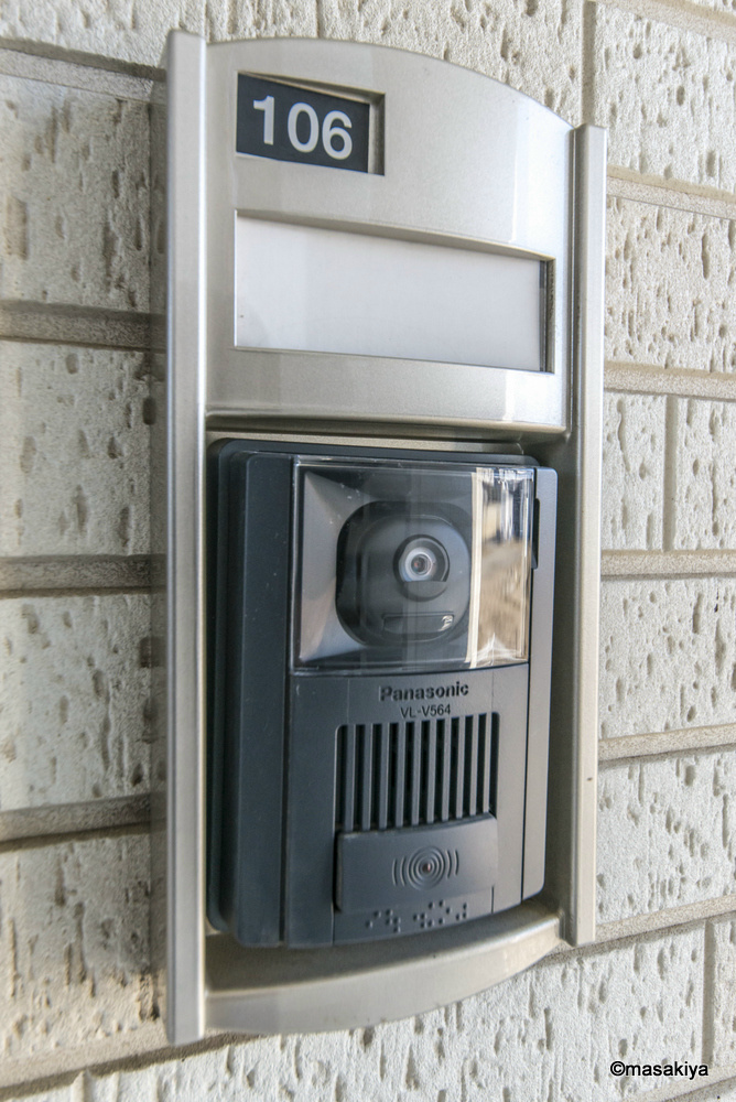 Zenのエントランス|TVインターホン