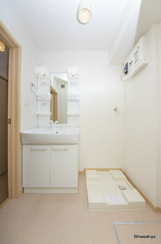 Zenの洗面所|洗面・脱衣　シャンプードレッサー付き。