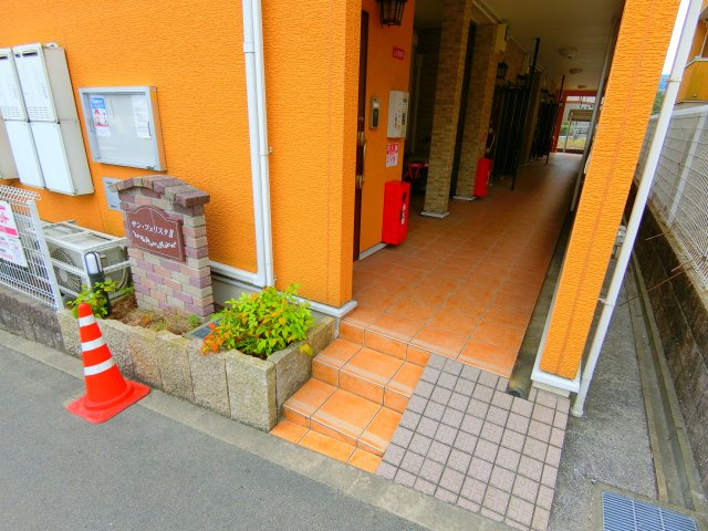 サンフェリスタⅡのエントランス