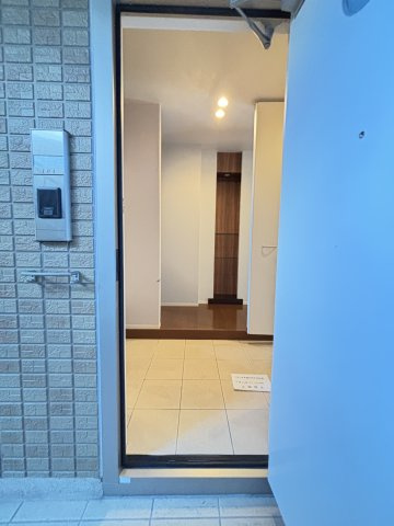アルファーオッツの玄関