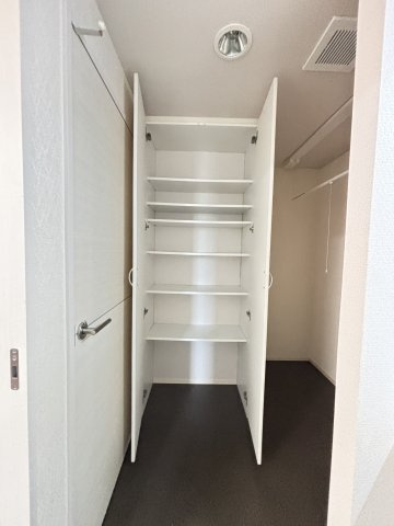 アルファーオッツの収納