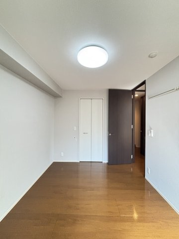 アルファーオッツの洋室