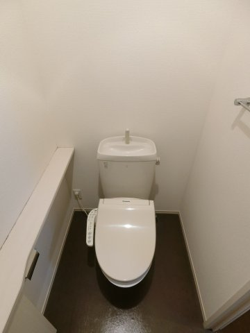 アルファーオッツのトイレ