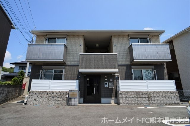 ロイヤルコーポ平田の外観