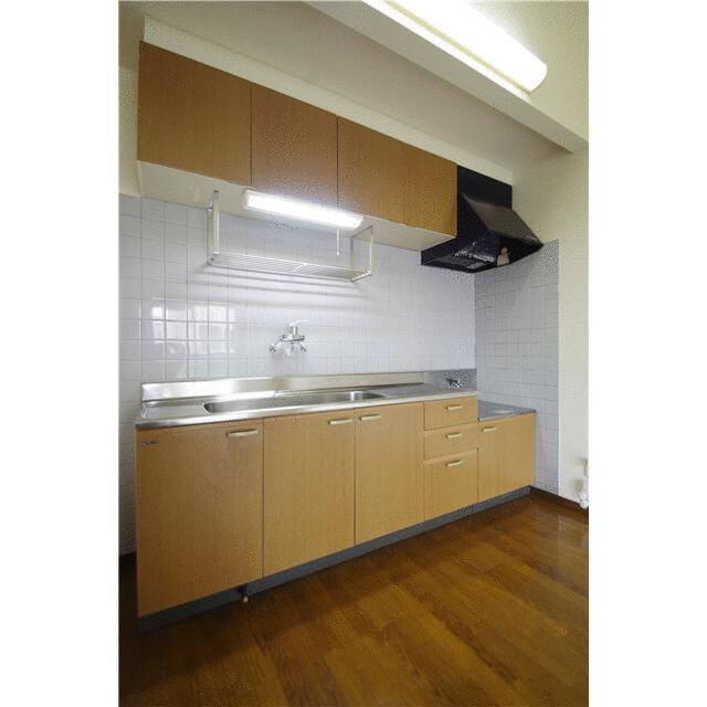 熊本市東区上南部３丁目のアパートのキッチン