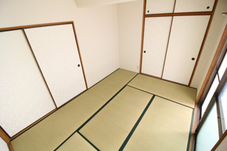 【寝室】