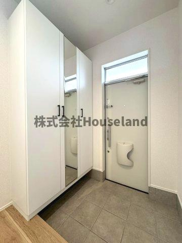 プレゾンR24の玄関