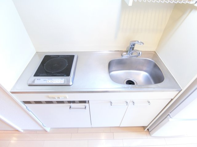 シィダーヴィレッジのキッチン|同マンション別部屋