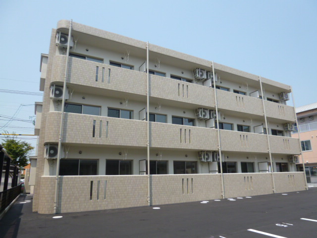 総社市中央６丁目の賃貸マンションの外観