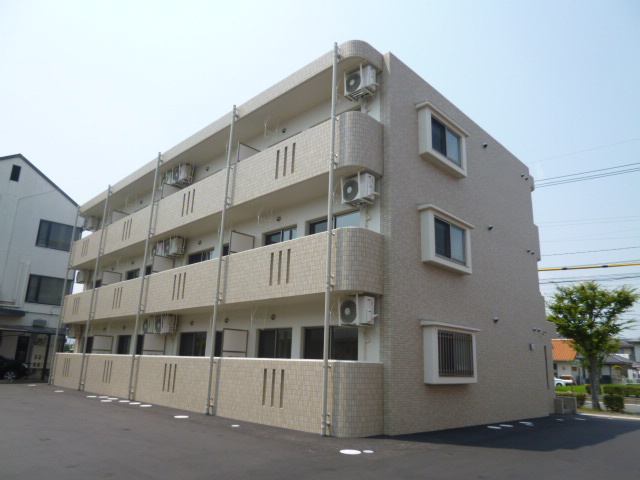 総社市中央６丁目の賃貸マンションの外観