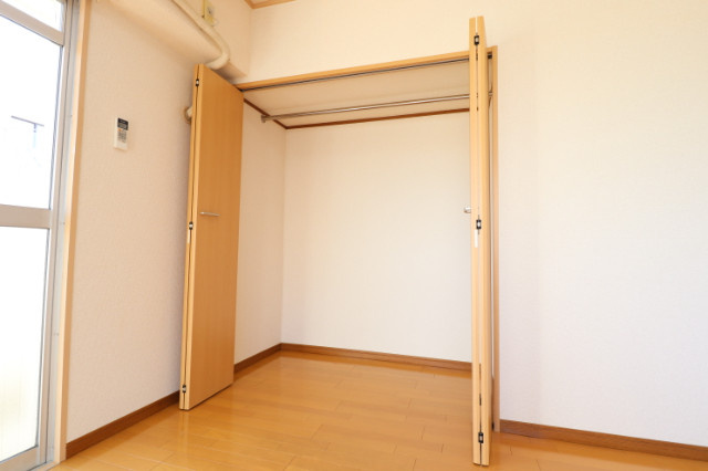 田中マンションの玄関