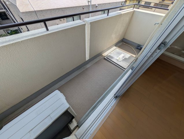 田中マンションのバルコニー