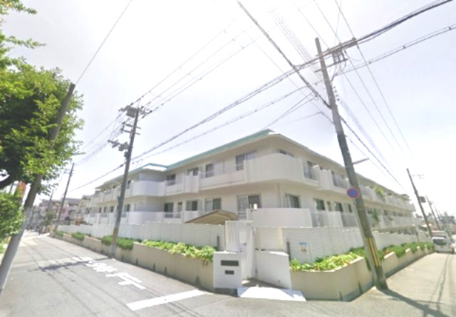エステート岡本の外観