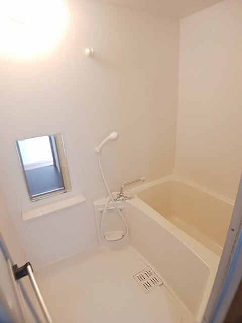 グリーンハイツ下賀茂の浴室