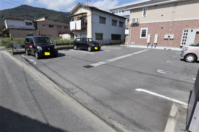 セイバリー・Ｍの駐車場