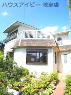 【外観】 | 岐阜市東鶉中古戸建（二世帯OK!）外観です