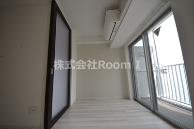 【洋室】 | ガウディ | 広々とした洋室です