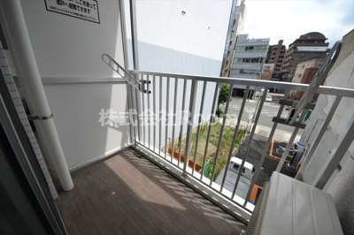 【バルコニー】 | ガウディ | お洗濯にも便利なバルコニー付き