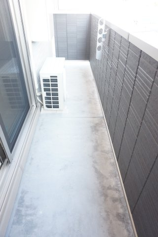 グランカーサはません　B棟のバルコニー