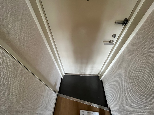 芸大ヒルズの玄関