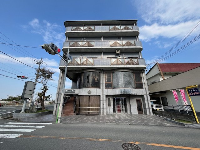 芸大ヒルズの外観