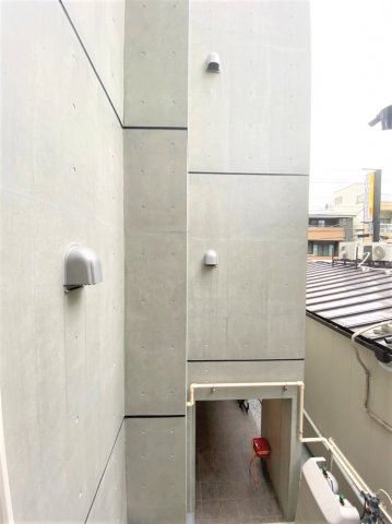 「防音マンション」ラシクラス北赤羽の展望|入居者専用ゴミステーションです。