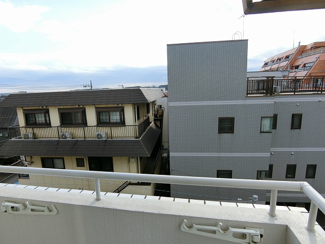 昭島市昭和町５丁目の賃貸マンションの展望