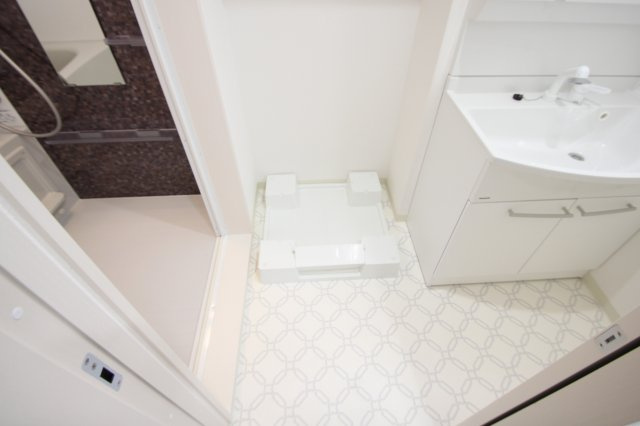 クリエオーレ長瀬の洗面所