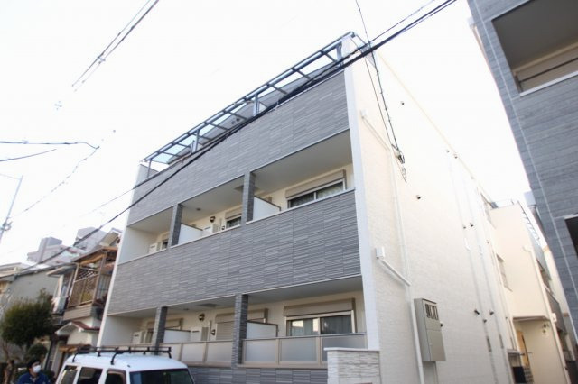 クリエオーレ長瀬の外観